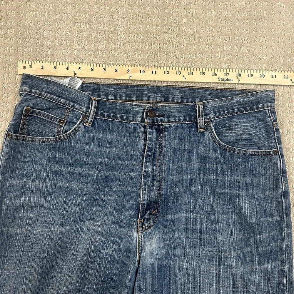 Levi's 550 Men's Denim Jeans 42x34 Relaxed Fit Tapered Leg